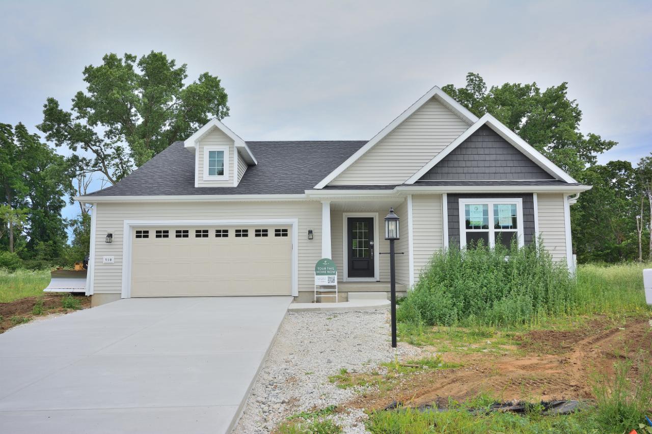 710 5 Mile Rd, Caledonia, WI 53402