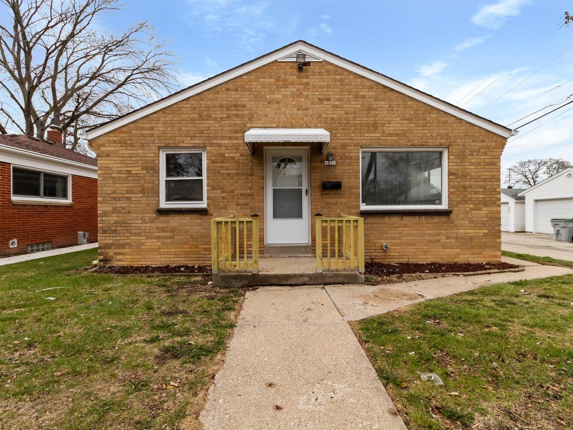 4820 N 65th St, Milwaukee, WI 53218