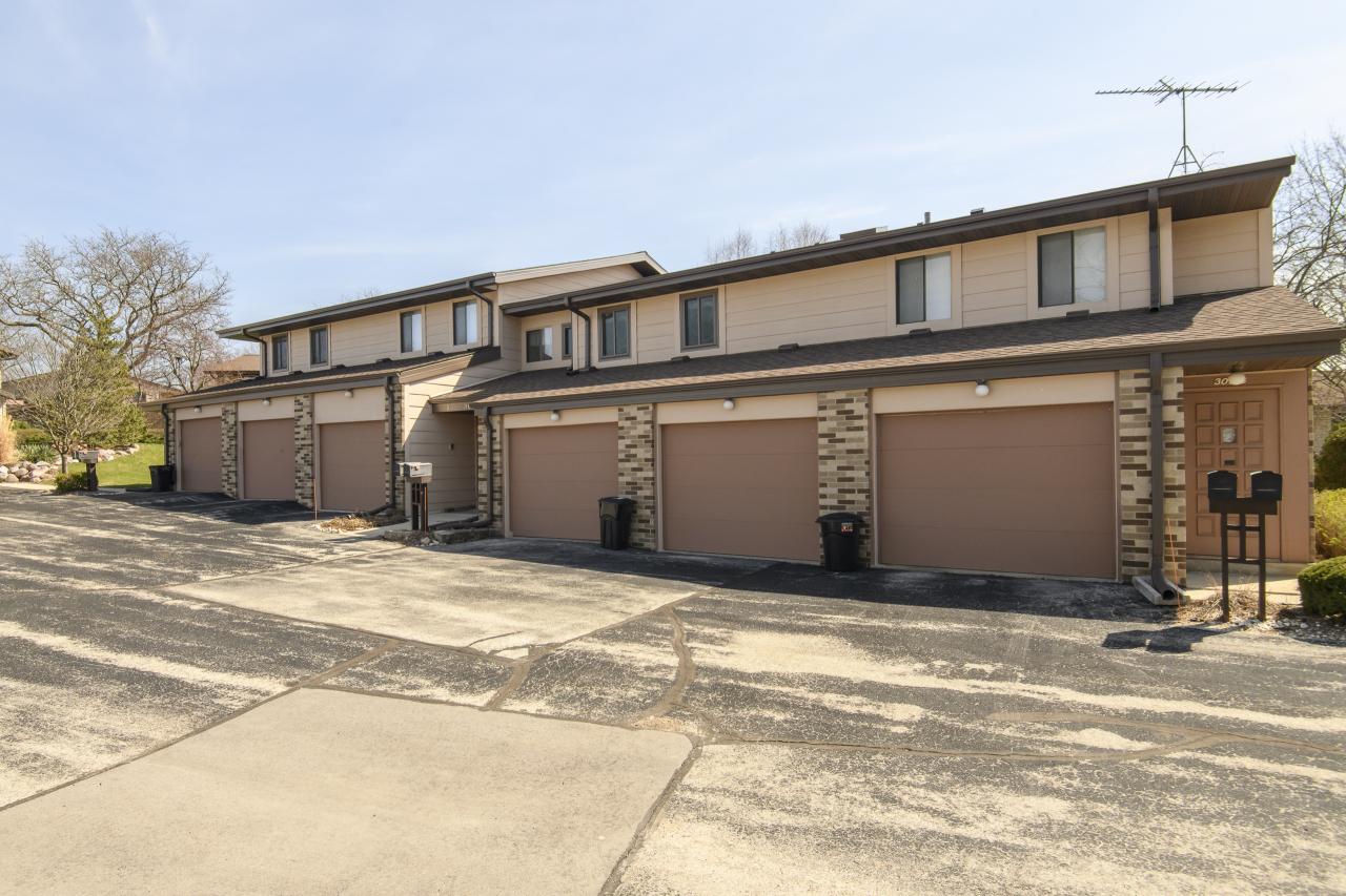 309 Cheviot Chase - #3, Waukesha, WI 53186