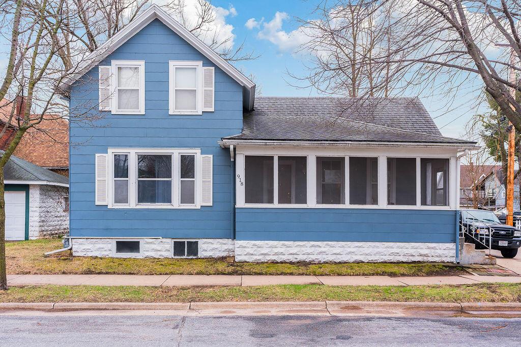 918 Sill St, La Crosse, WI 54603