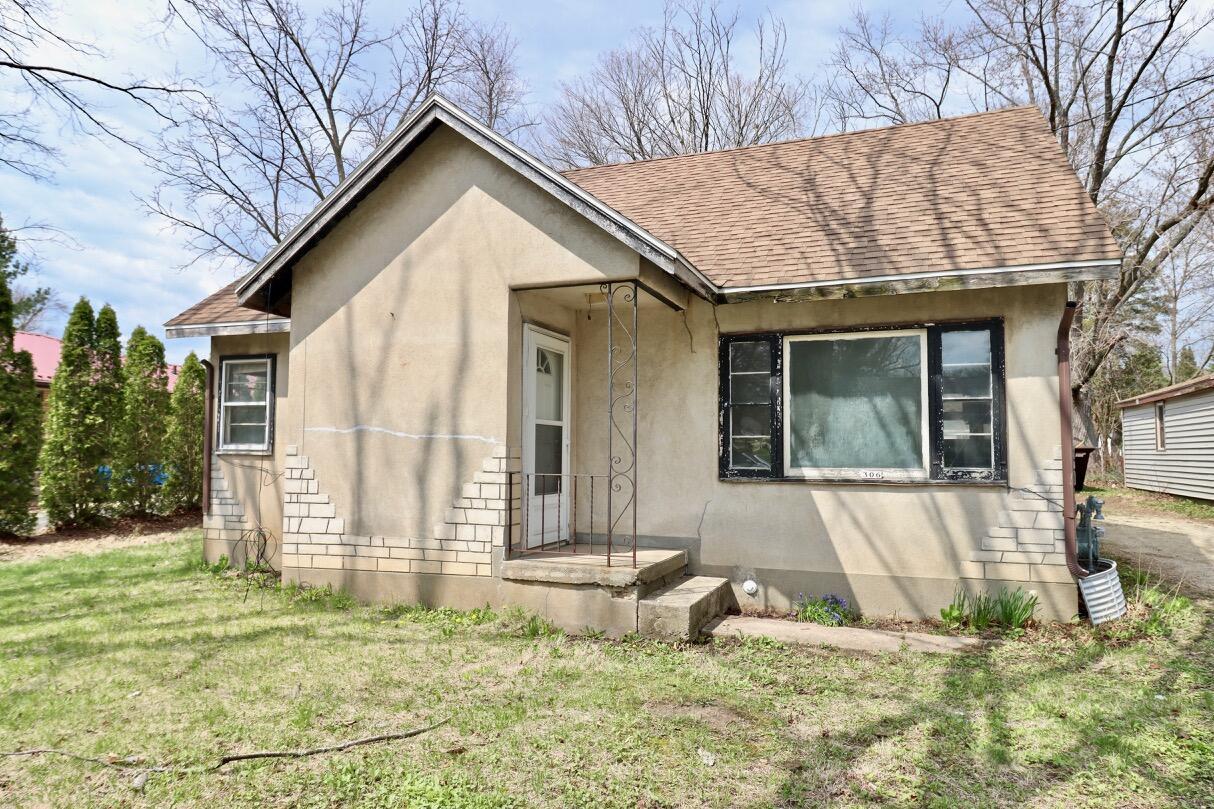 306 Howard St, Walworth, WI 53184