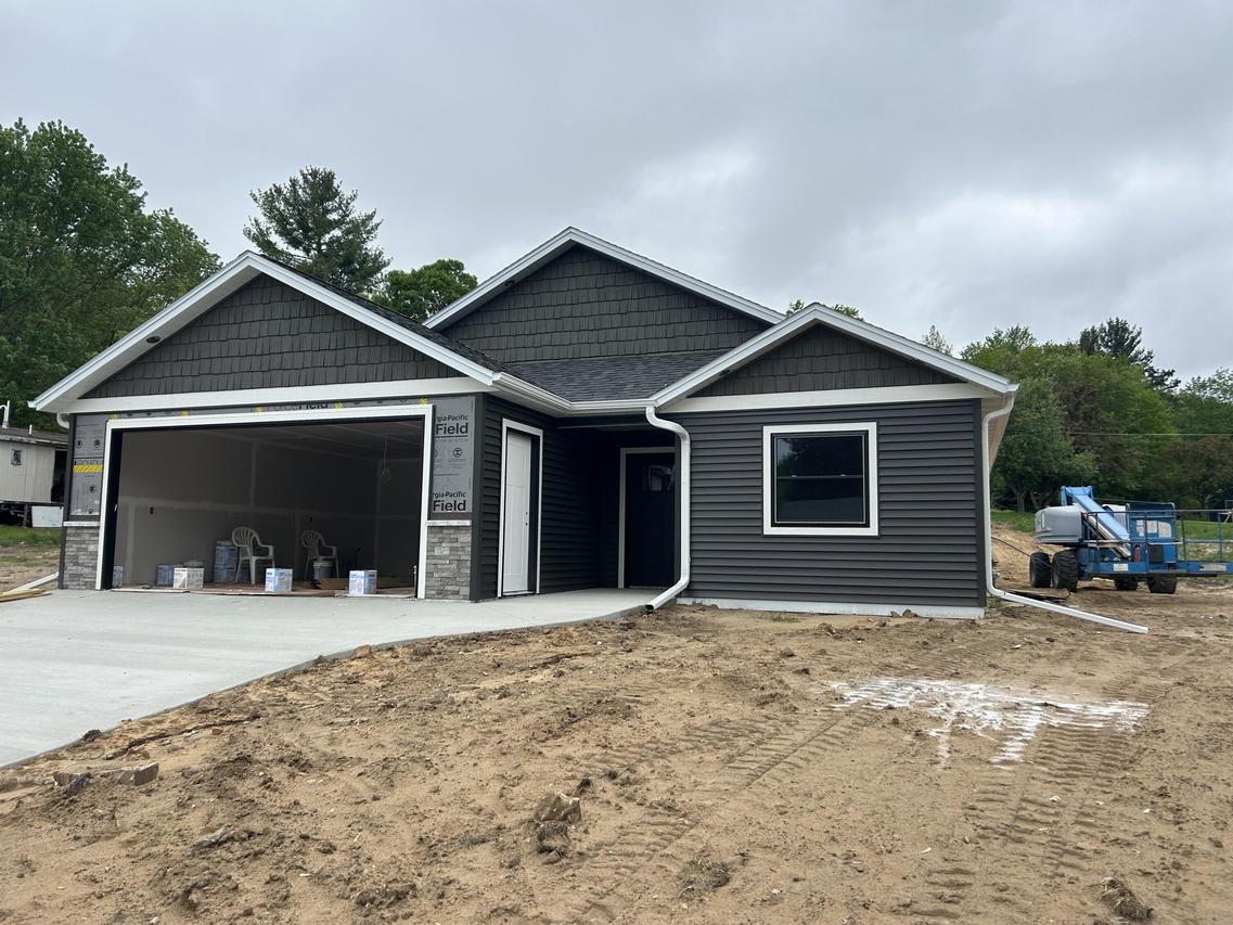 804 Anderson St, Coon Valley, WI 54623