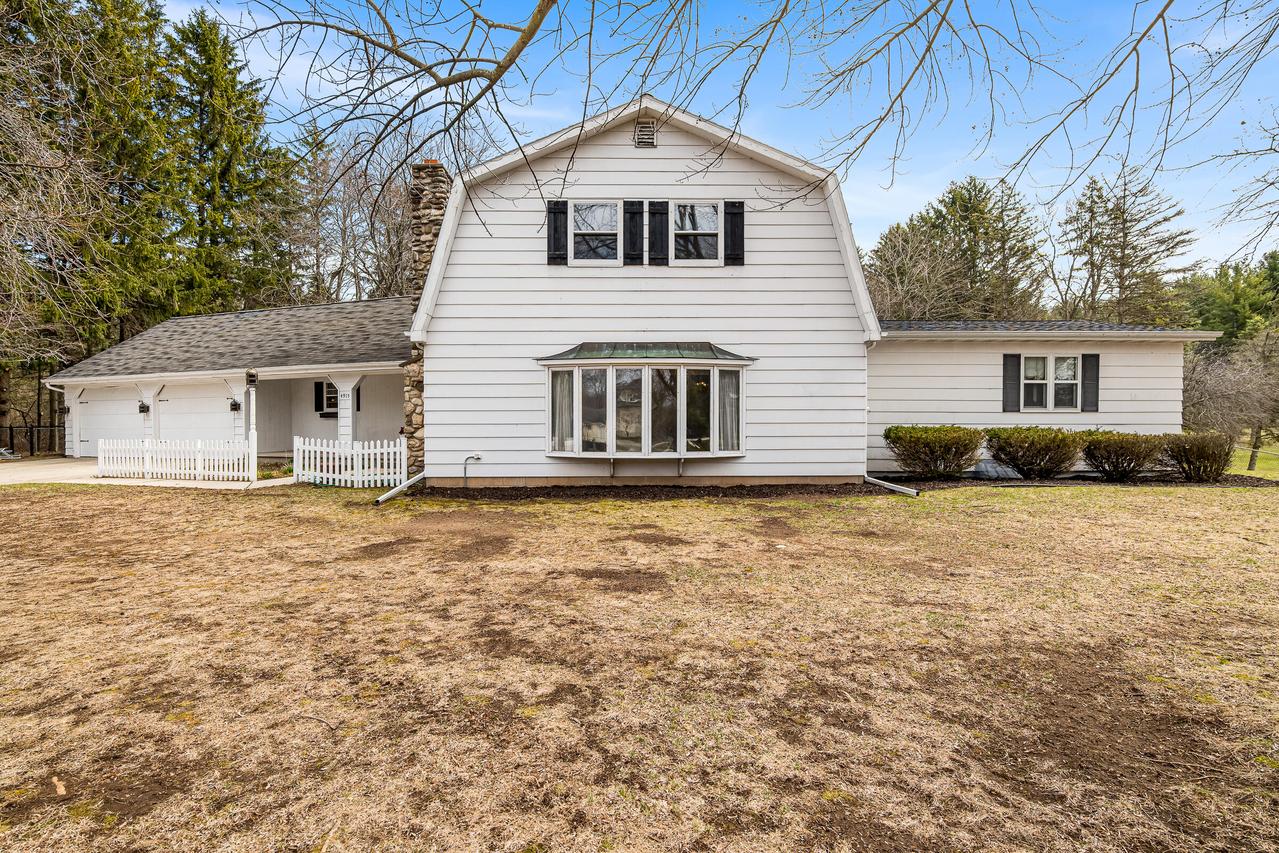 4915 County Highway Vv -, Two Rivers, WI 54241