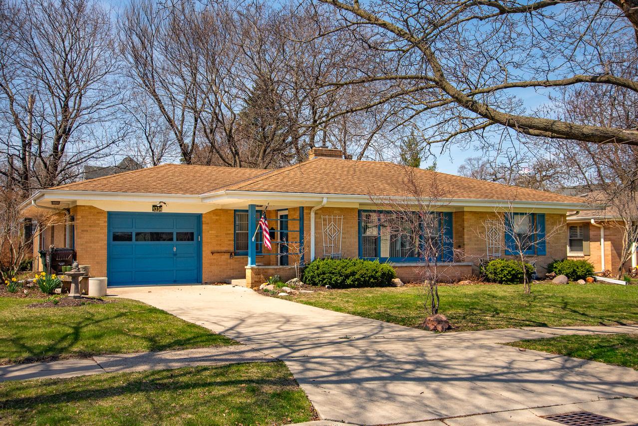 1334 State St, Union Grove, WI 53182