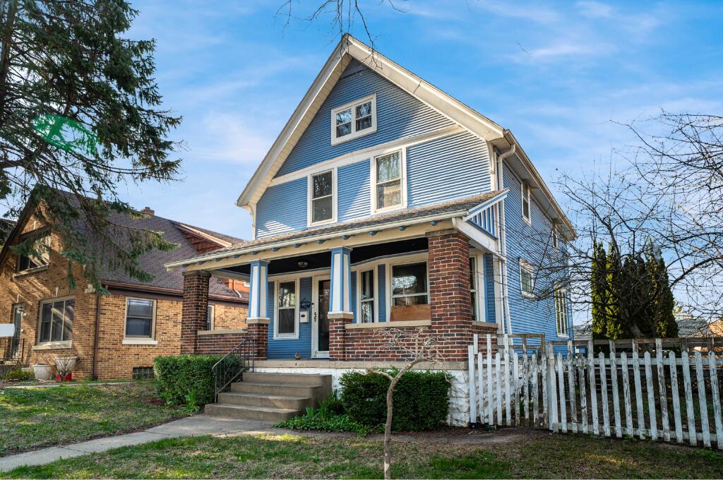 2338 E Oklahoma Ave, Milwaukee, WI 53207