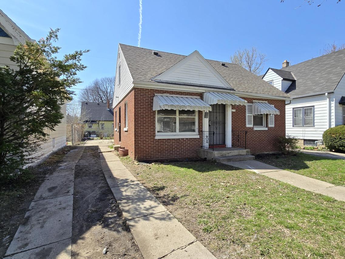 3731 N 39th St, Milwaukee, WI 53216