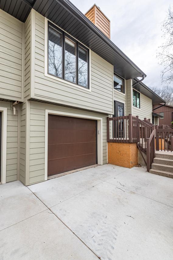5139 S 33rd St, La Crosse, WI 54601