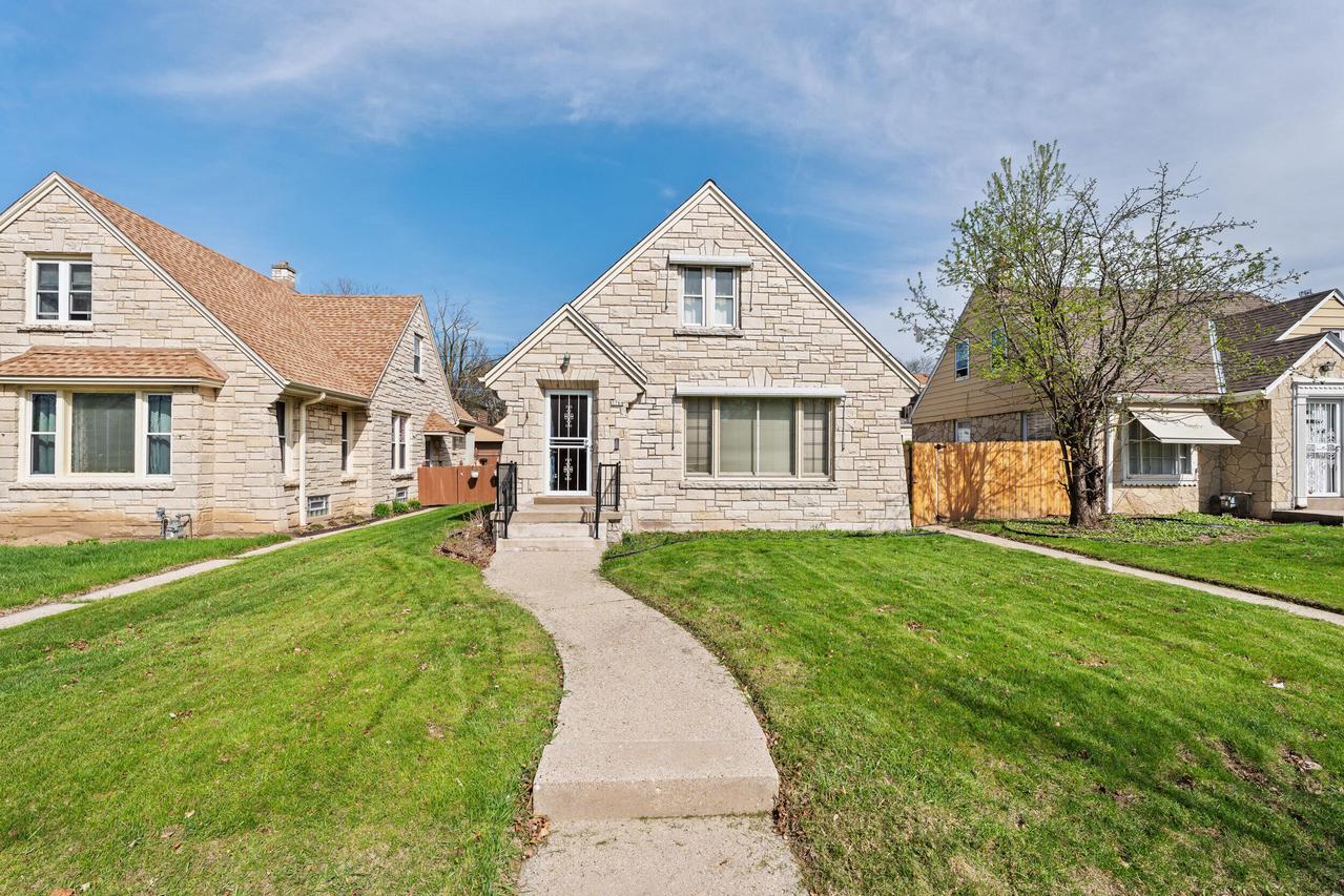 3764 N 54th Blvd, Milwaukee, WI 53216