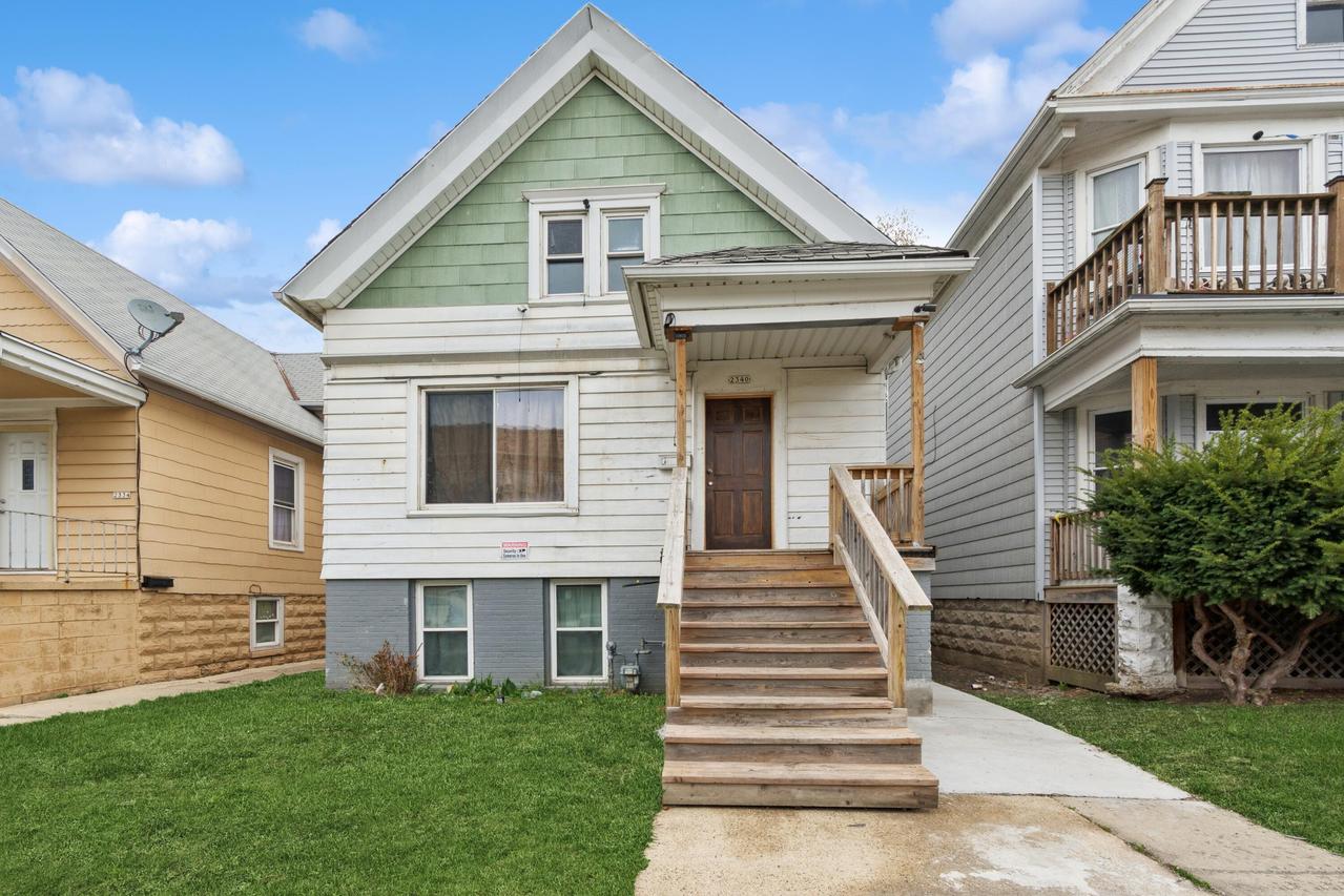 2340 S 18th St #2, Milwaukee, WI 53215