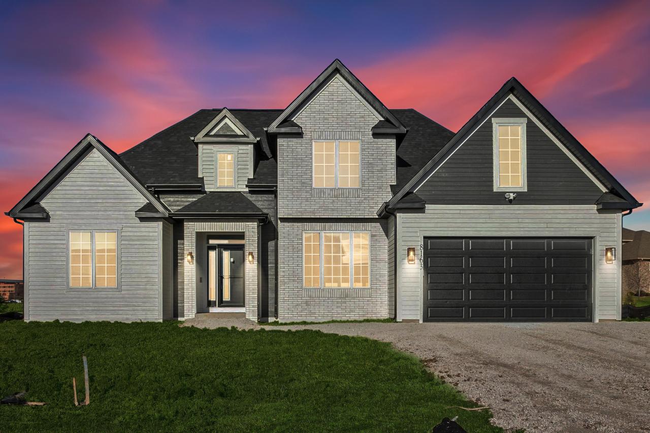 8163 Ridgeway Ct, Pleasant Prairie, WI 53158