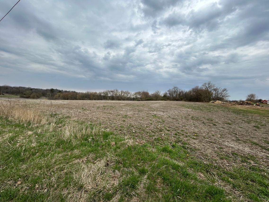 Lt1 Lisbon Rd, Menomonee Falls, WI 53051