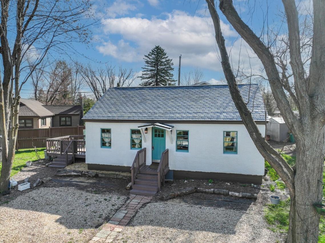 4308 West Dr, Delavan, WI 53115