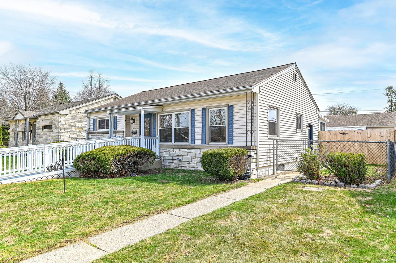 3212 S 69th St, Milwaukee, WI 53219