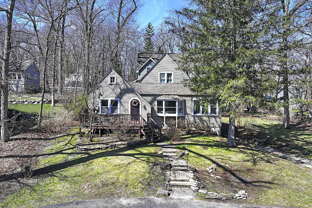 N1817 N Southland Ln, Linn, WI 53147