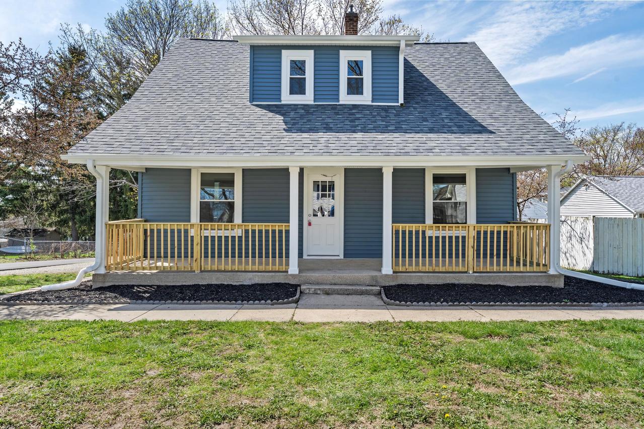 135 N Marion Ave, Jefferson, WI 53549