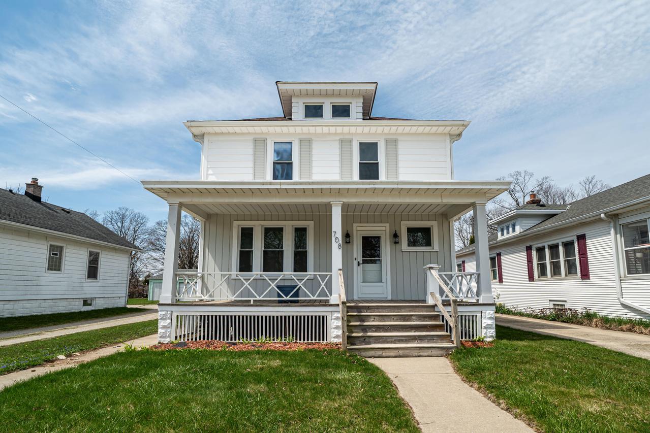708 Belmont Ave, Racine, WI 53405