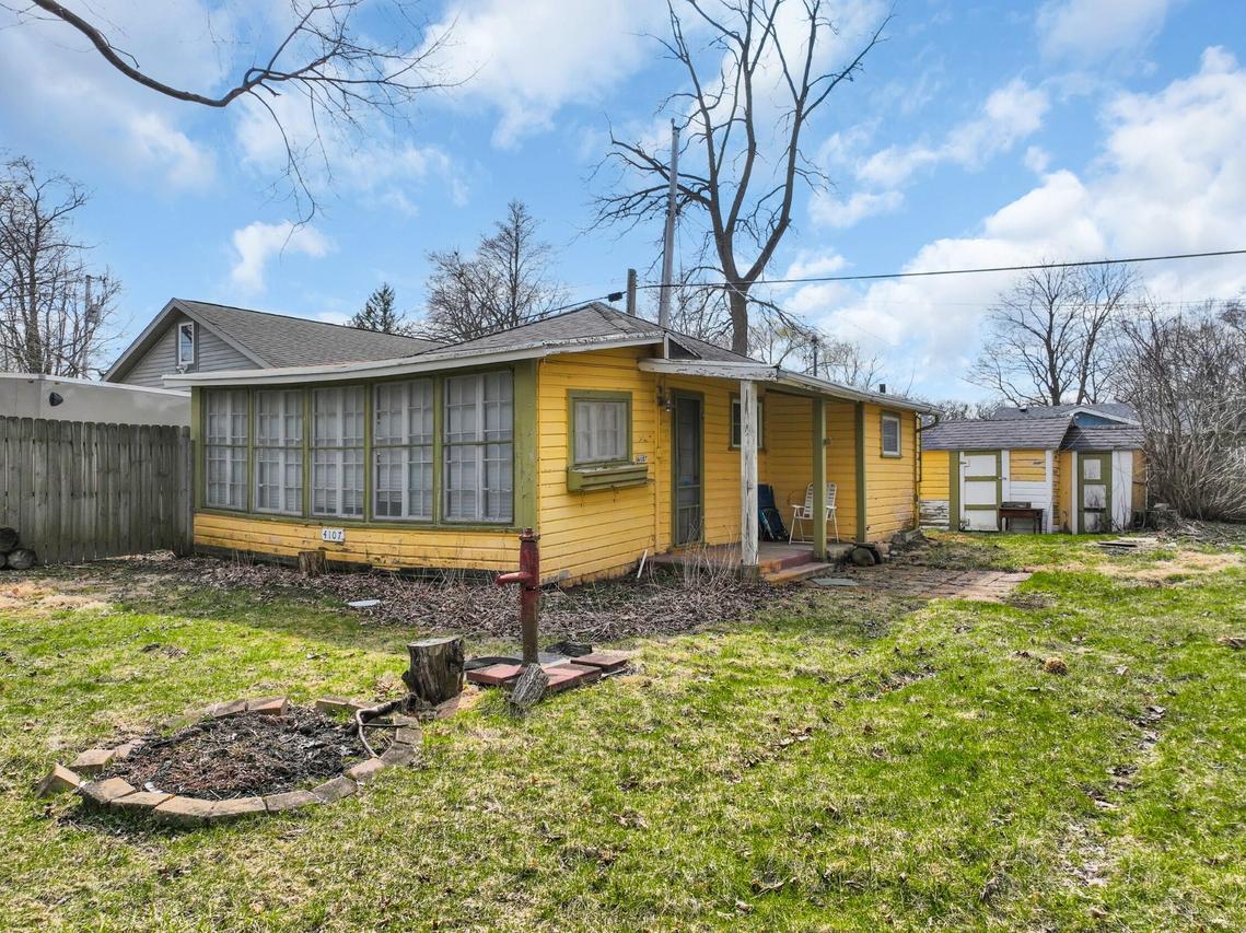 4107 Pleasant St, Delavan, WI 53115