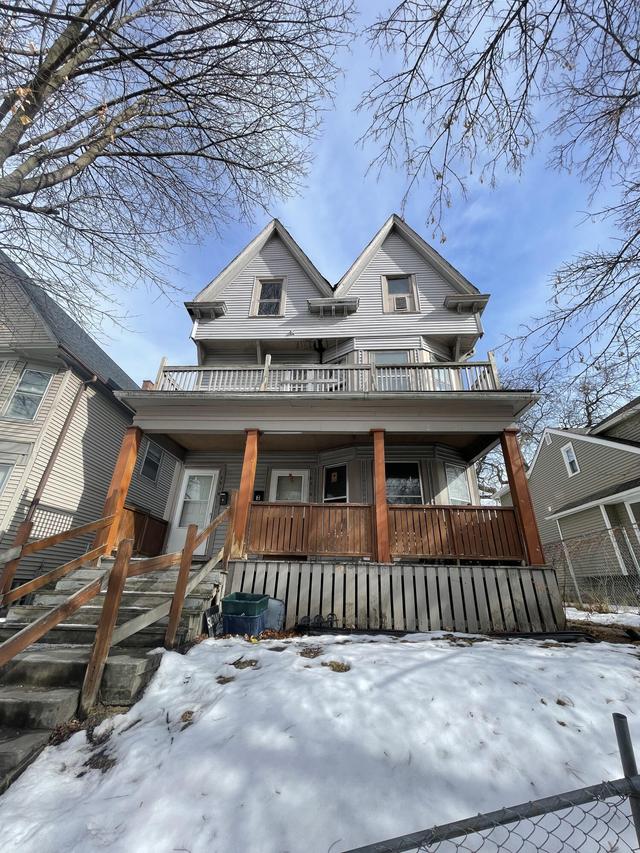 2216 N 39th St #2218, Milwaukee, WI 53208