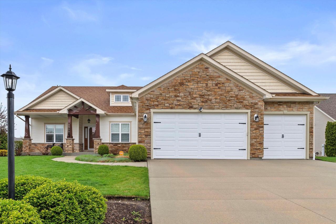9866 49th Ave, Pleasant Prairie, WI 53158