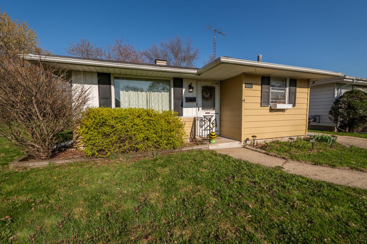 2911 25th Ave, Kenosha, WI 53140