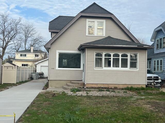 2435 N 59th St, Milwaukee, WI 53210