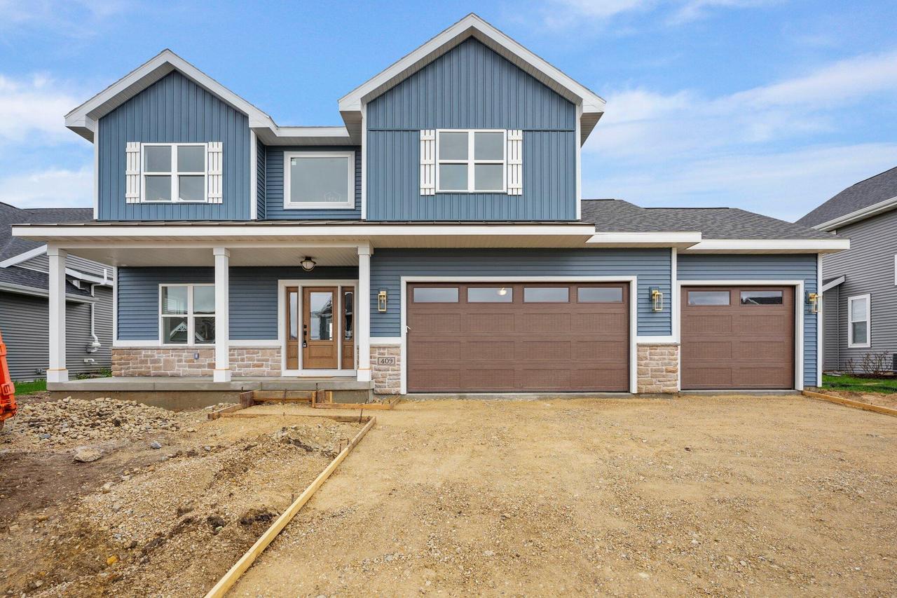 409 Molly Ln, Cottage Grove, WI 53527