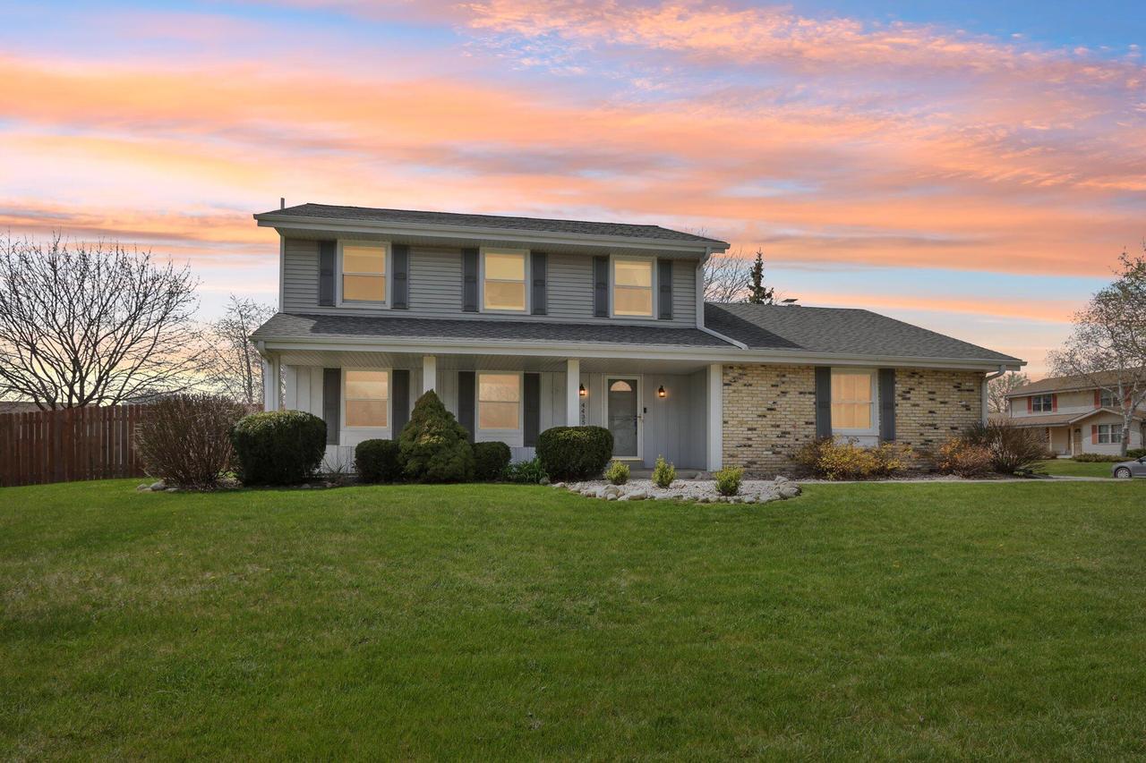 4435 S Regal Manor, New Berlin, WI 53151