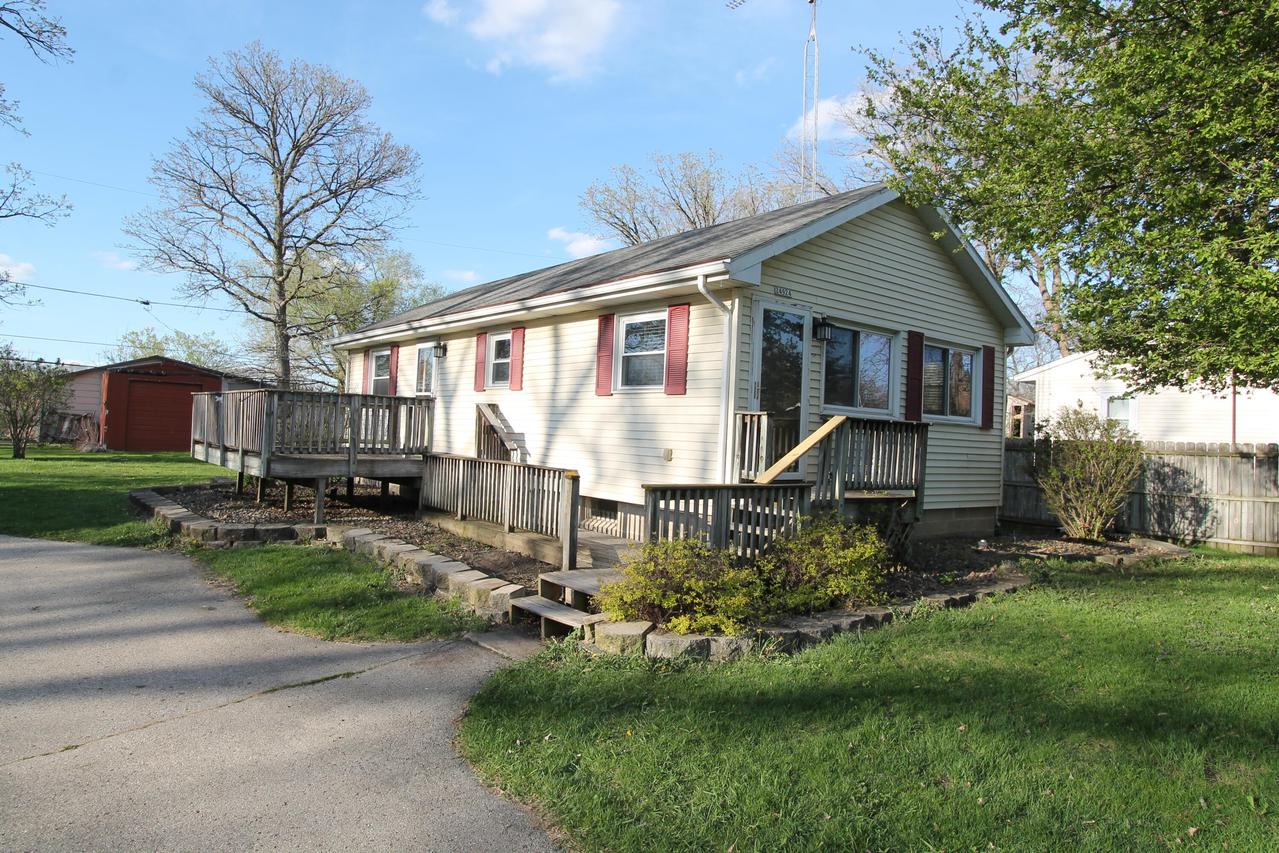 24924 Monroe St, Dover, WI 53139