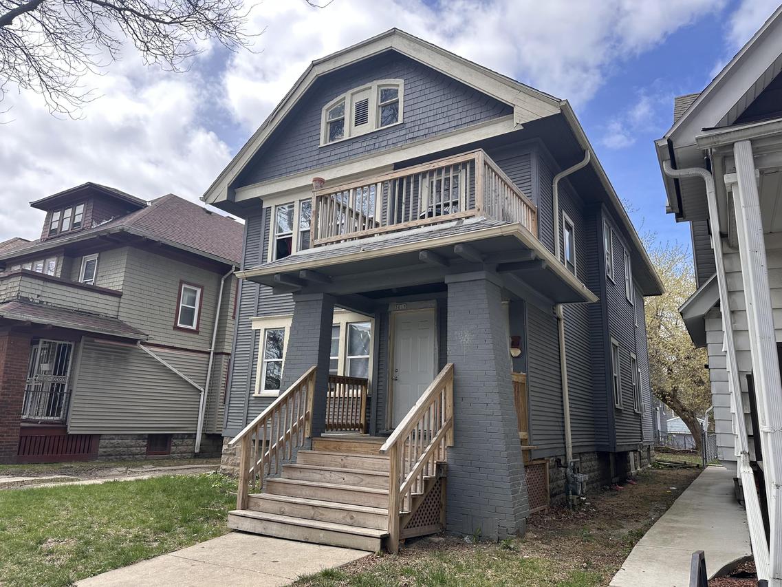 3015 N 6th St #3017, Milwaukee, WI 53212