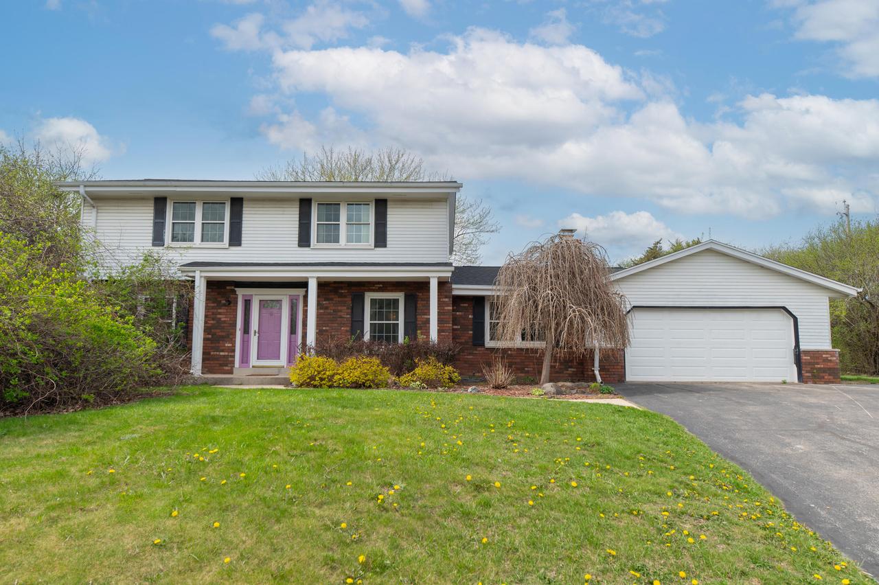 2621 Normandy Ct, Wauwatosa, WI 53226