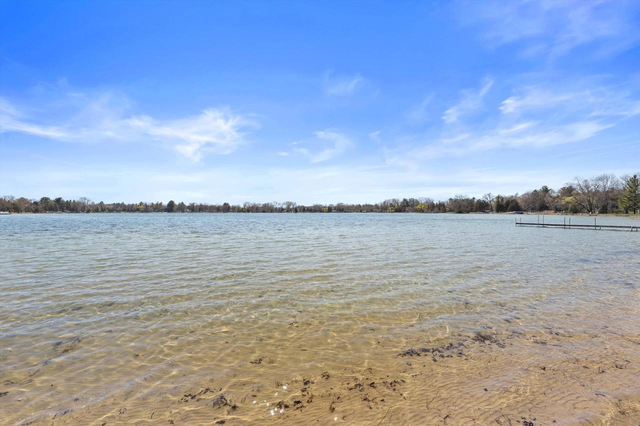 W378S4807 E Pretty Lake, Ottawa, WI 53118