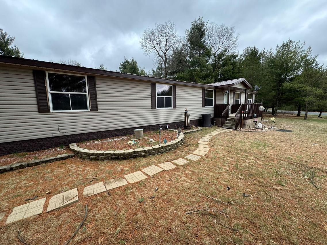 3958 W 9th Ct, Dell Prairie, WI 53965