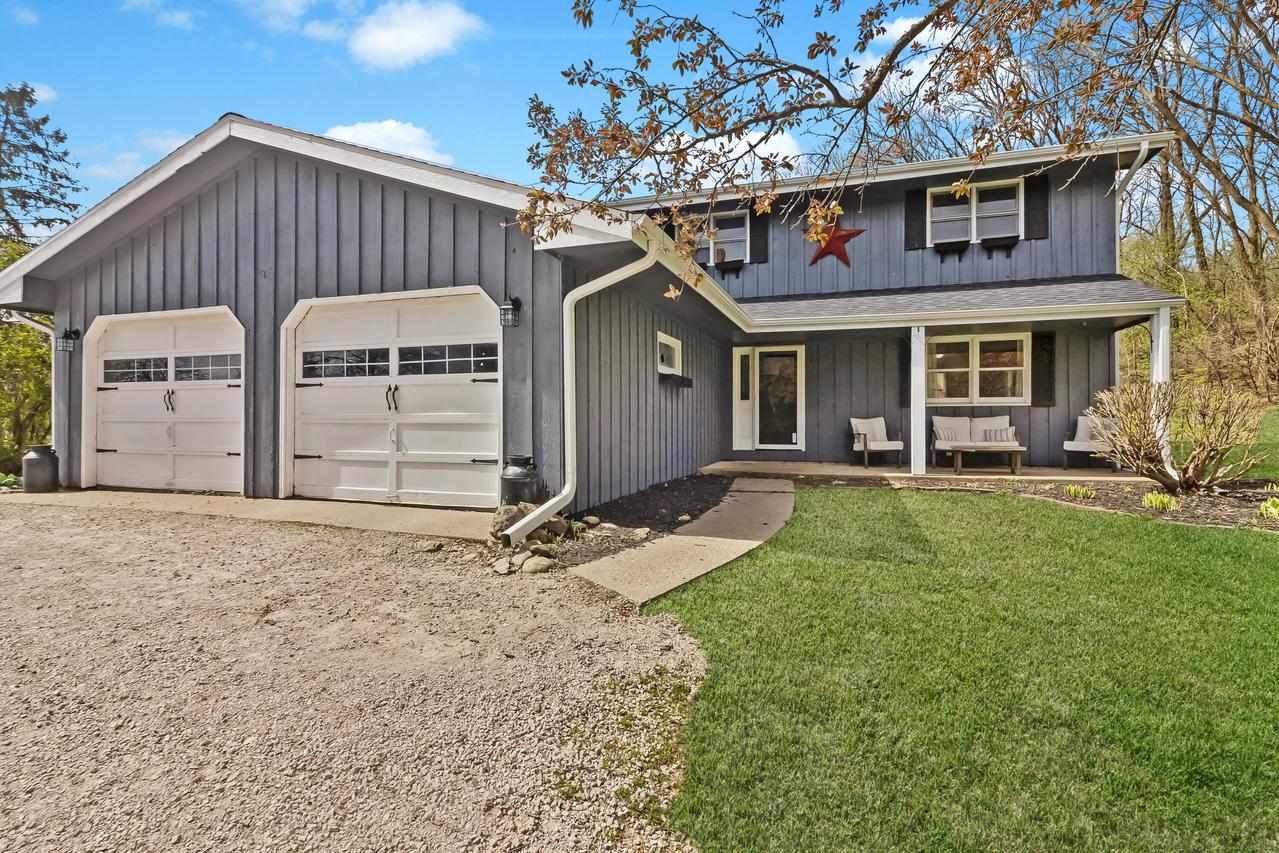 N7229 Cain Dr, Sugar Creek, WI 53121