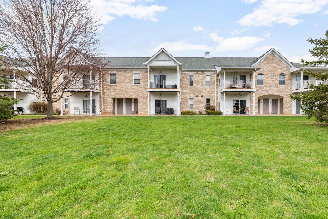 2704 Northview Rd #149, Waukesha, WI 53188