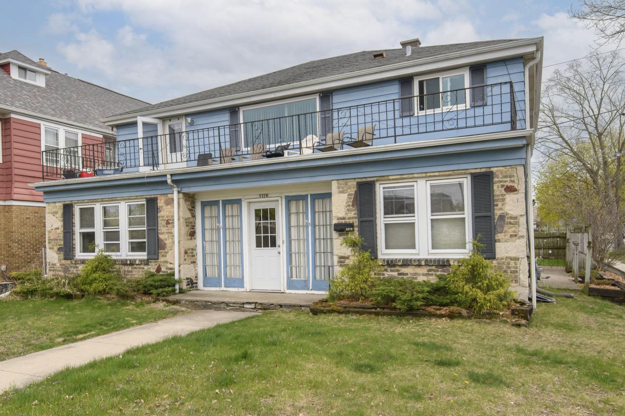 5329 W Wisconsin Ave, Milwaukee, WI 53208