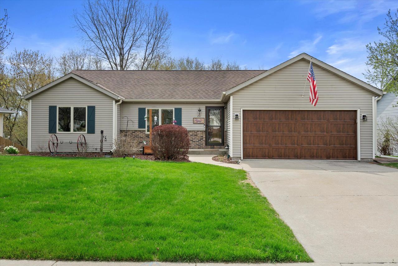 241 Heron Dr, West Bend, WI 53095