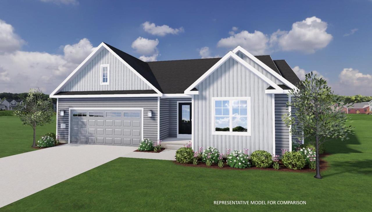 1318 Arrowood Cir, Oconomowoc, WI 53066
