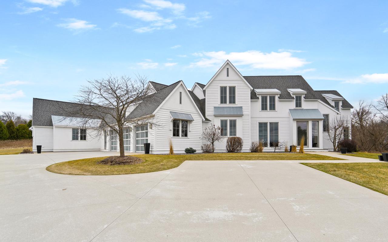 W4210 Jennie Lee Ct, Taycheedah, WI 53049
