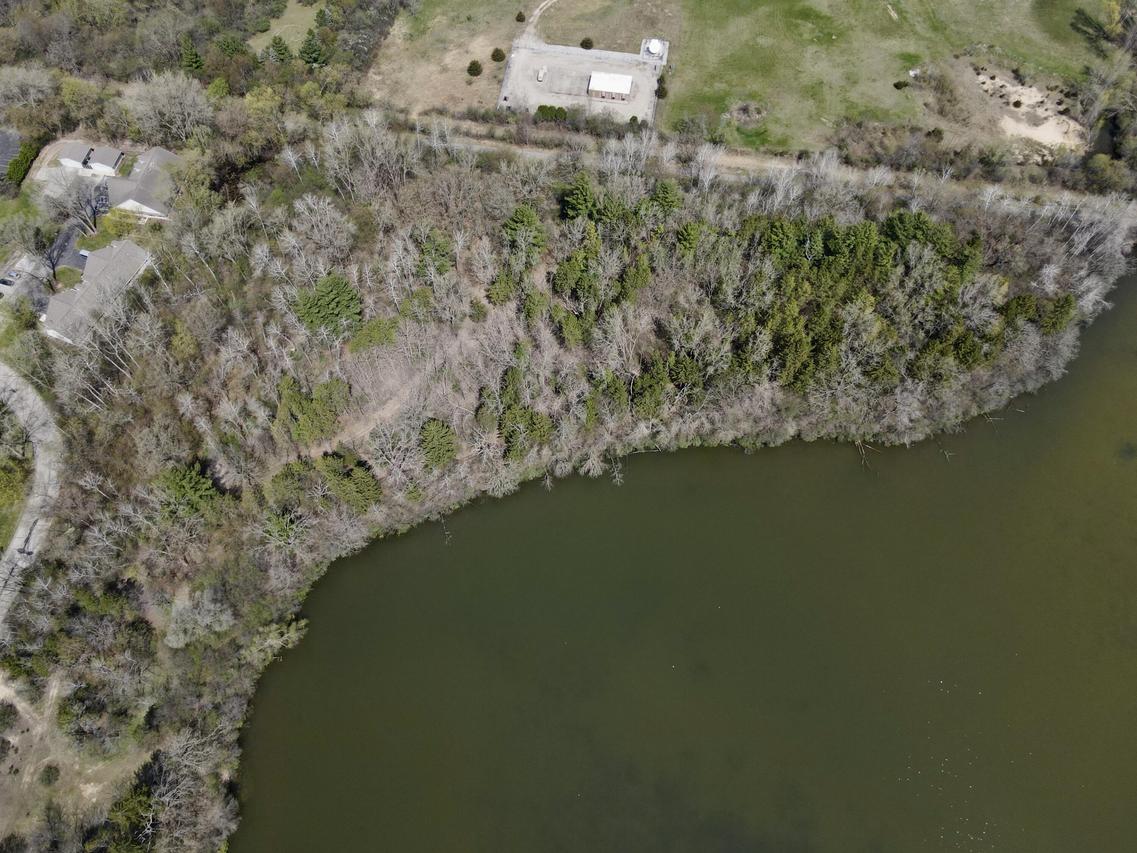 Lt8 Wolf Dr, Dousman, WI 53118