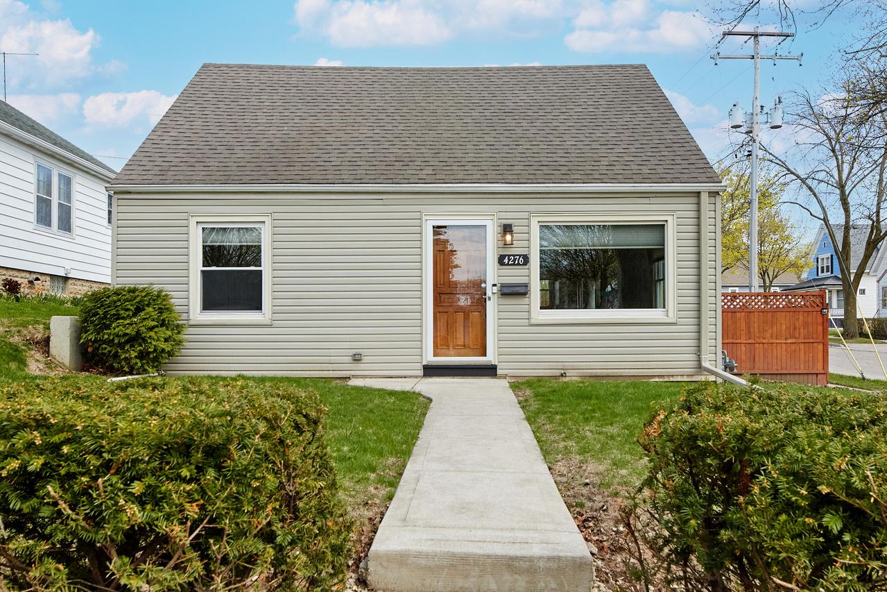 4276 S 1st Pl, Milwaukee, WI 53207