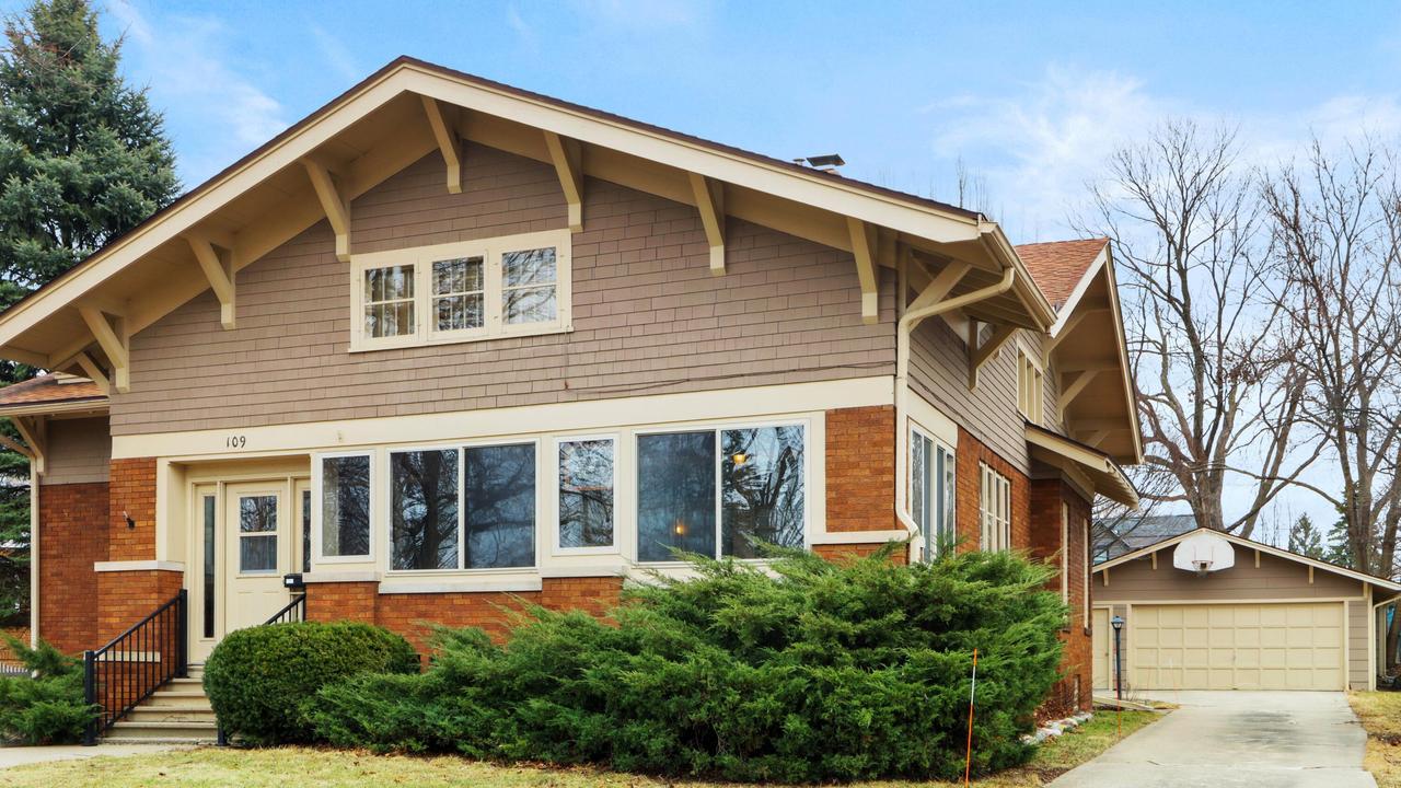 109 S Eighth St, Delavan, WI 53115