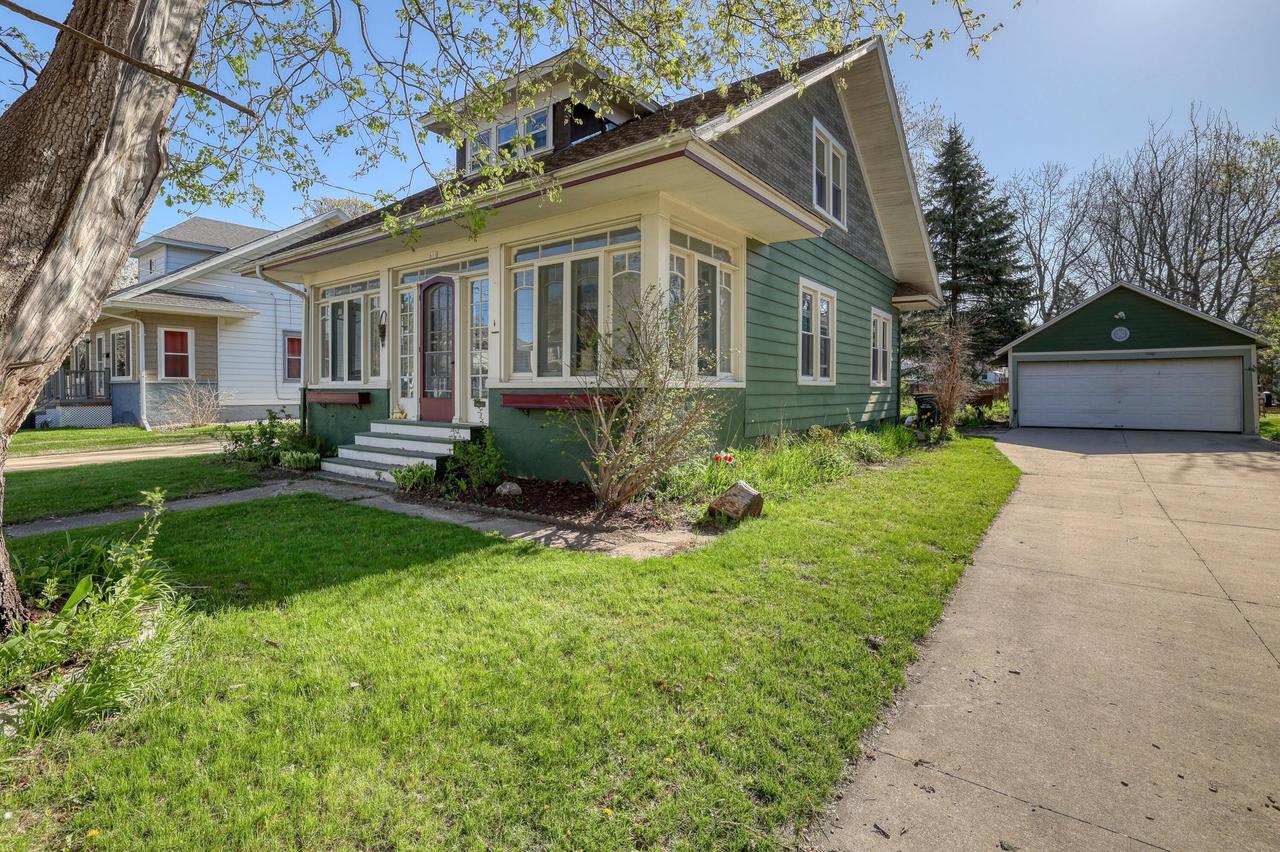 611 North St, West Bend, WI 53090