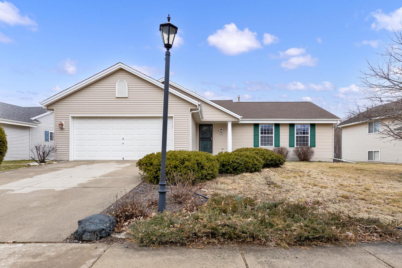 1721 Rempe Dr, Waukesha, WI 53186