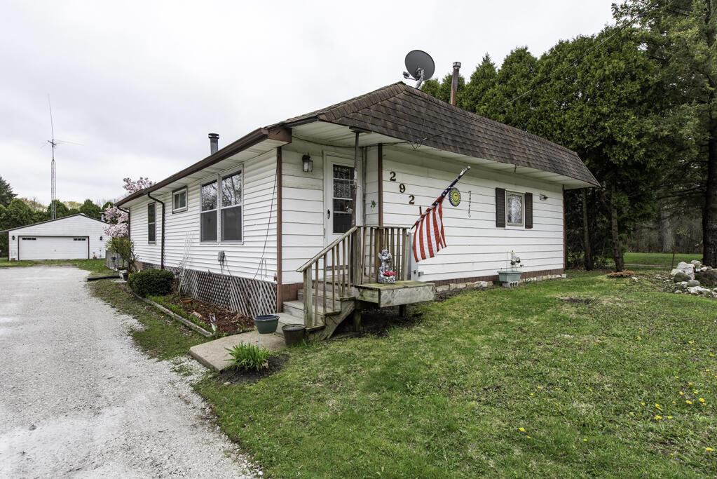 2921 116th St, Pleasant Prairie, WI 53158