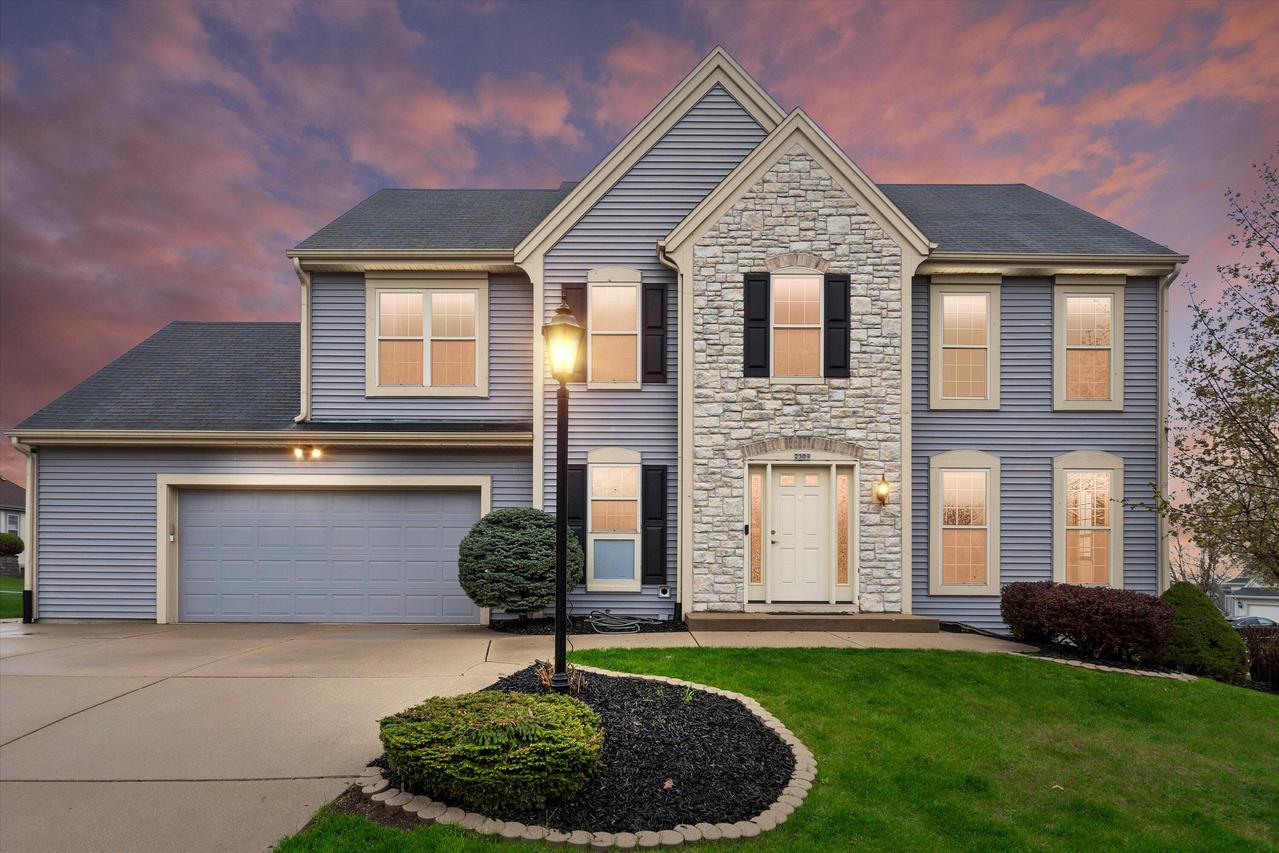 2309 Rickert Dr, Waukesha, WI 53189