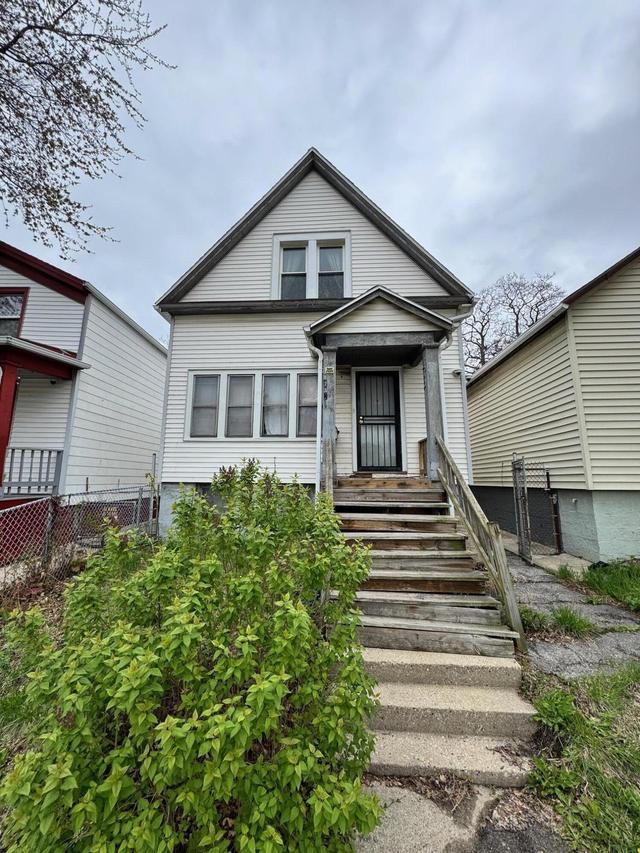 1732 S 4th St, Milwaukee, WI 53204