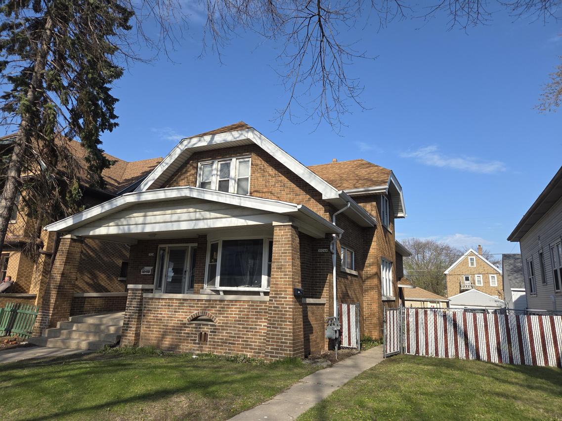 3024 S 9th St #3024-A, Milwaukee, WI 53215
