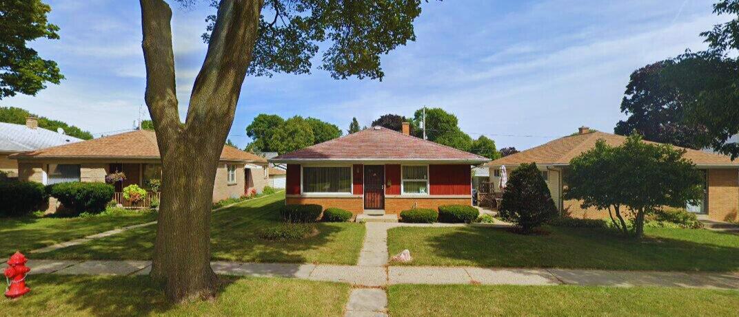5148 N 71st St, Milwaukee, WI 53218