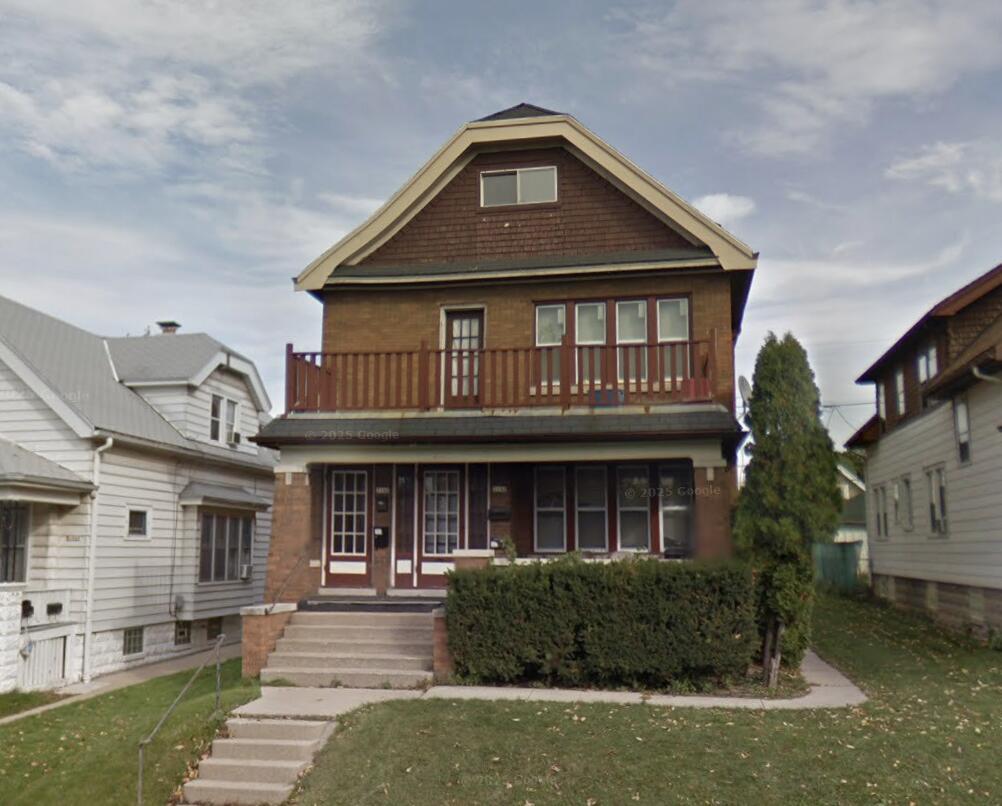 3140 S 12th St #3142, Milwaukee, WI 53215
