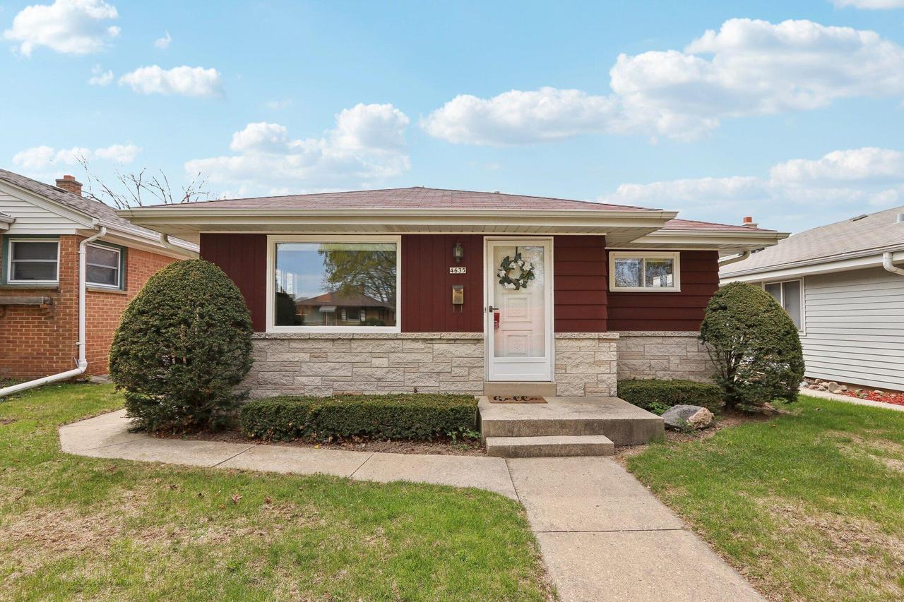 4635 N 67th St, Milwaukee, WI 53218